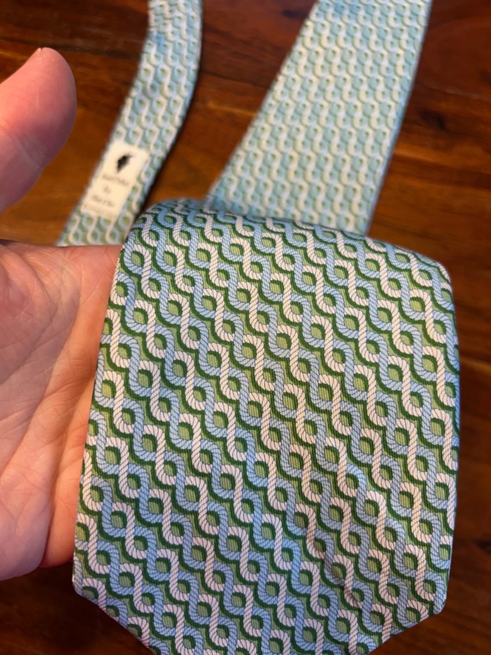 Vineyard vines geometric silk tie blue green